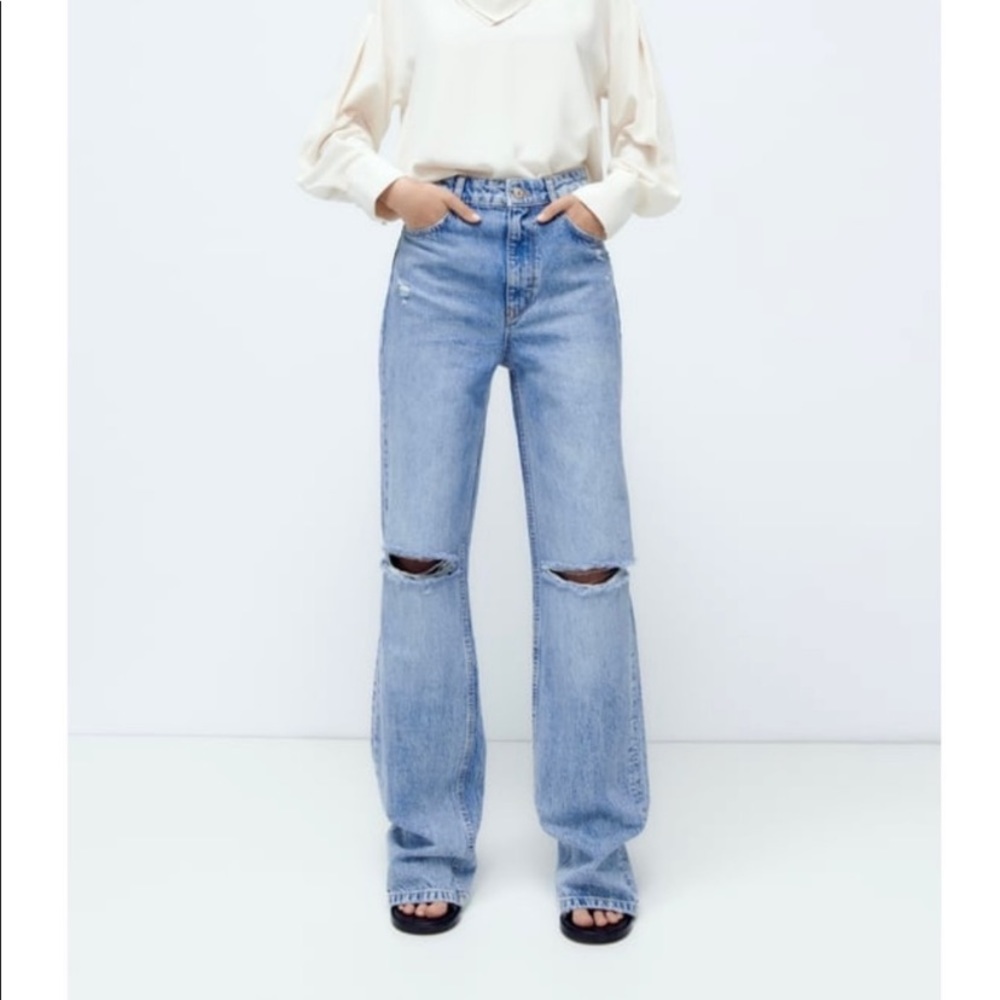 Zara Wide Leg / Heigh Waist / Knee Rip Jeans